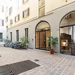 Brera Quadrilocale Di Lusso Con Sauna Apartmán *