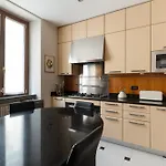 Brera Quadrilocale Di Lusso Con Sauna Apartmán *