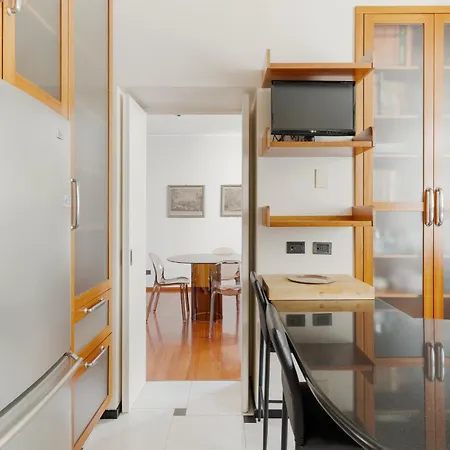 Apartament Brera Quadrilocale Di Lusso Con Sauna
