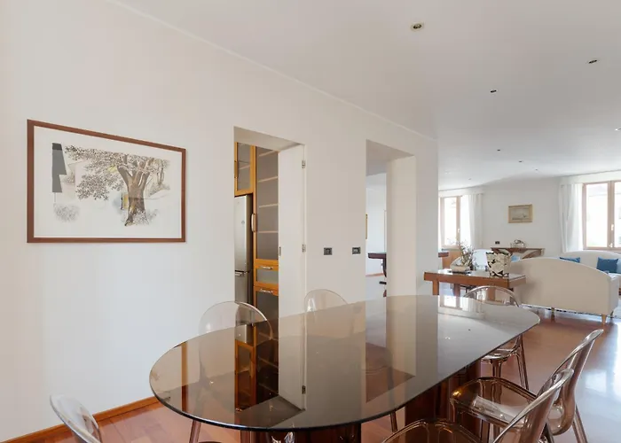Brera Quadrilocale Di Lusso Con Sauna Mediolan
